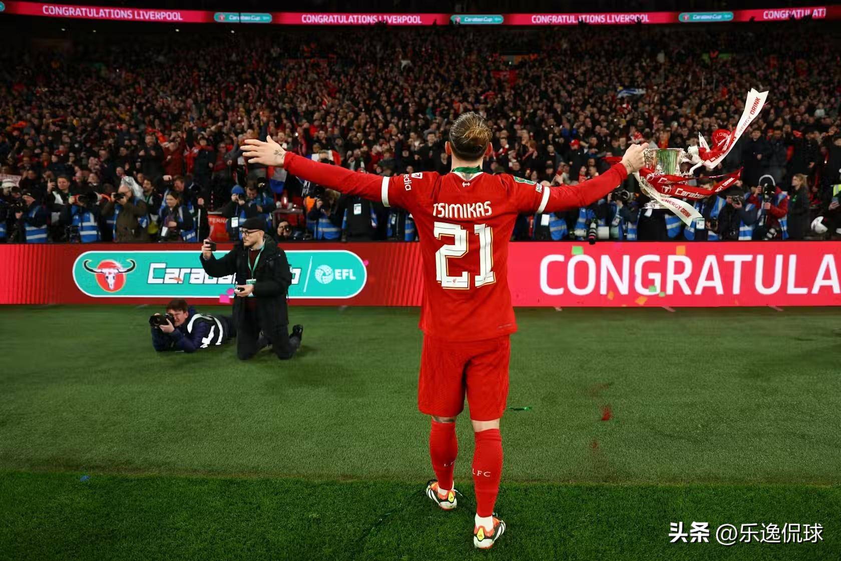 新世界狂欢布偶是1还是0   新世界狂欢布偶是1还是0