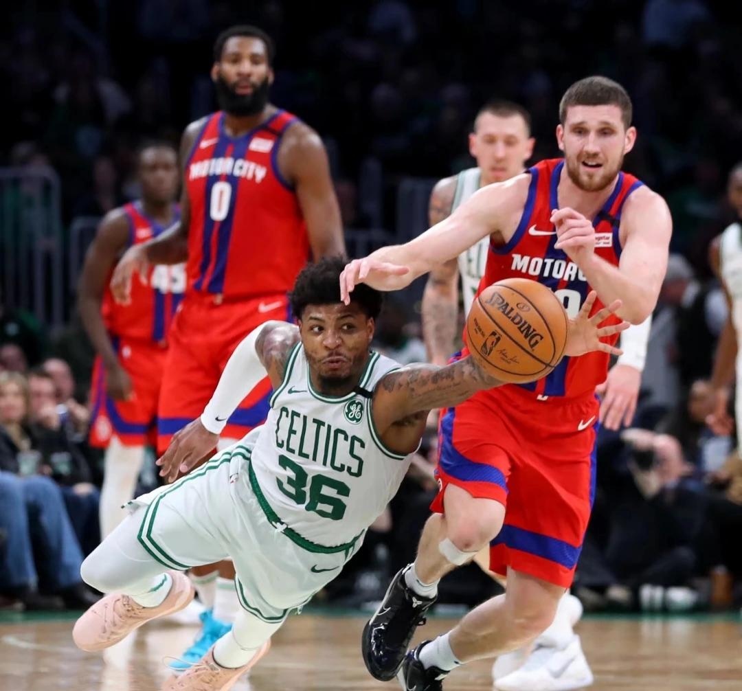 训练课后斯图加特备战NBA常规赛,战术微调细节流出,底气十足,阵容厚度经受考验的简单介绍 训练课后斯图加特备战NBA常规赛,战术微调细节流出,底气十足,阵容厚度经受考验的简单介绍