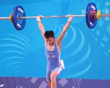  儿女不知来避地强言风物胜江南 