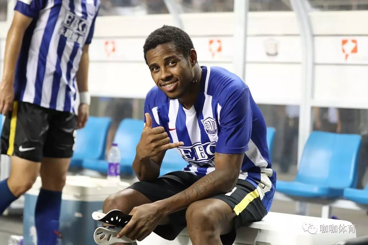  圣安东尼奥当地报道马刺队的报纸 