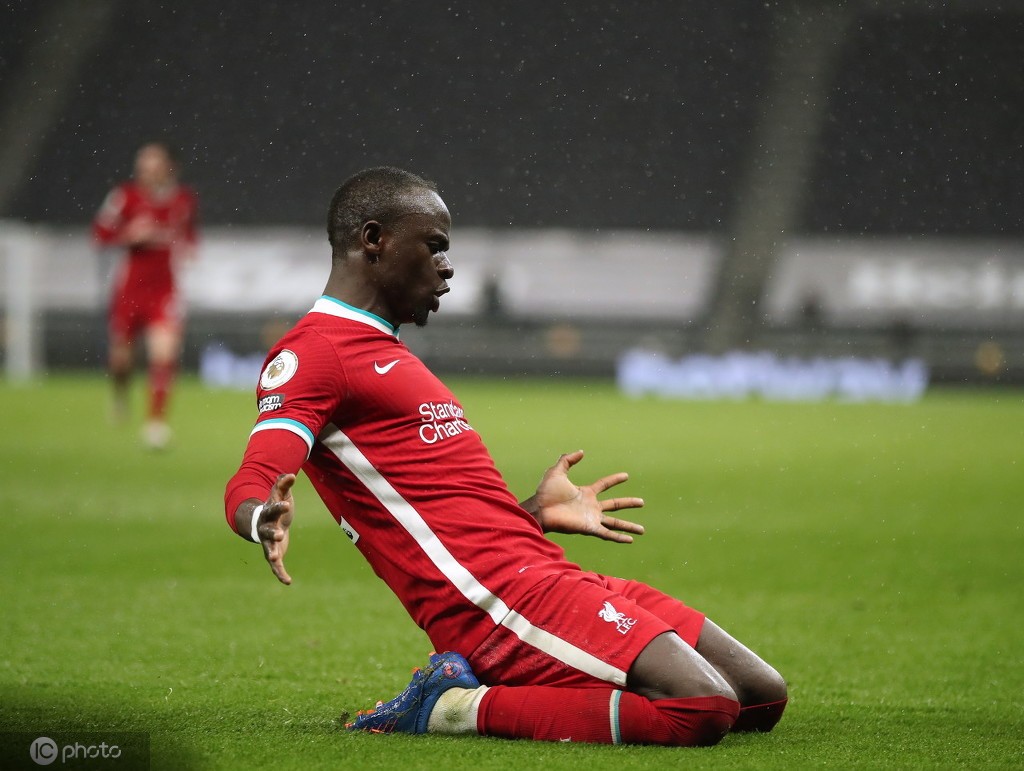 里程碑夜!辽宁本钢复出首秀;英超今晨刷纪录;话题不断;纪律约束更严格的简单介绍 里程碑夜!辽宁本钢复出首秀;英超今晨刷纪录;话题不断;纪律约束更严格的简单介绍