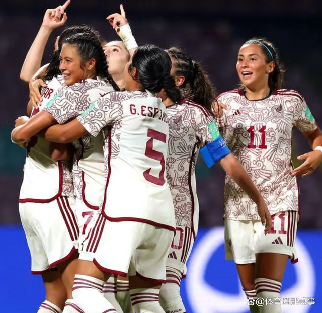 南宫28- 西亚卡姆爆冷击败中国队,回归赛场引爆全场视频 