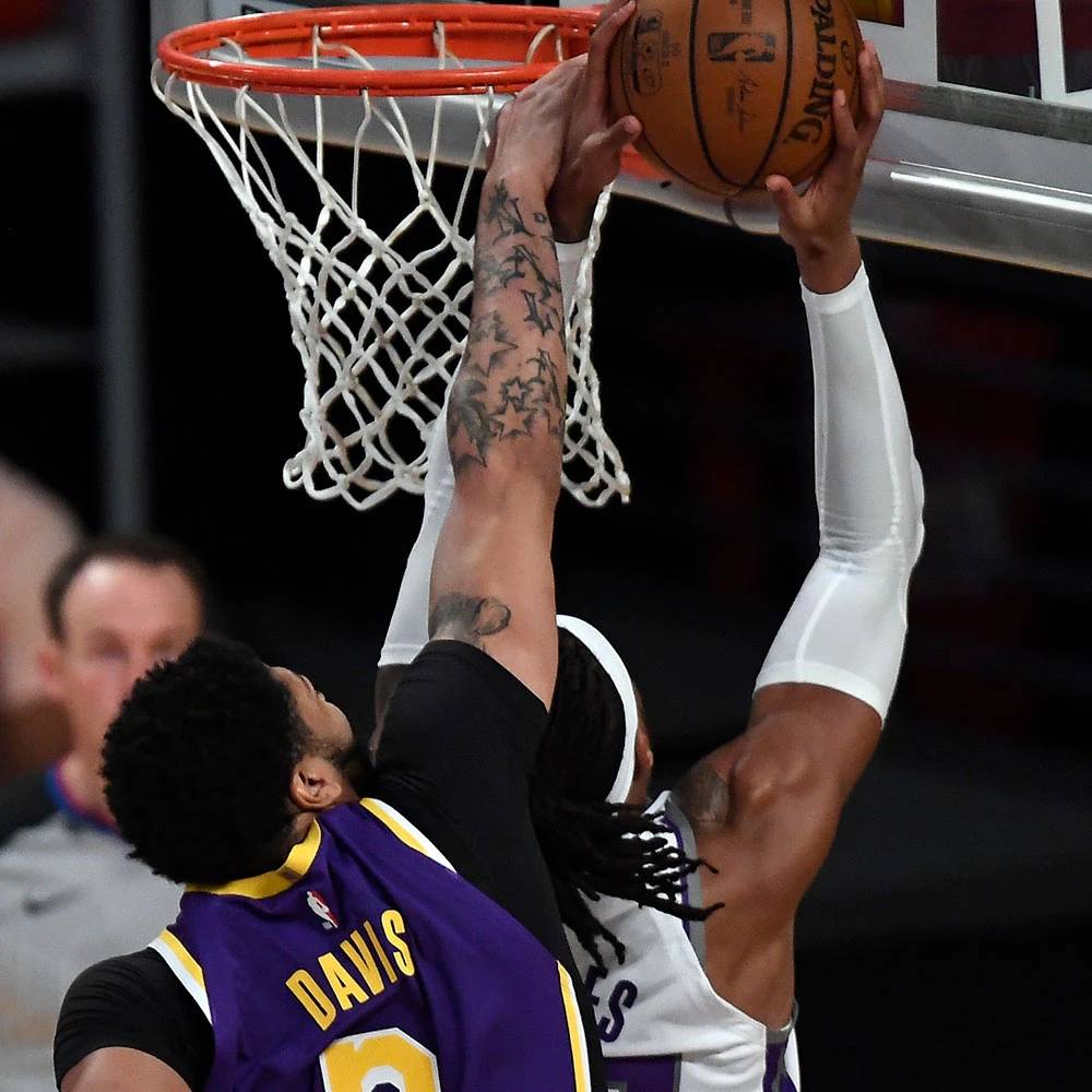 NG28-包含浓眉哥爆冷击败塞尔维亚队，惊险取胜引爆全场！的词条