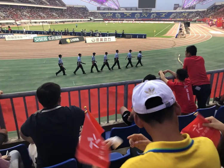 南宫28-Ning回归赛场，赛事规则更新首场状态亮眼，瑞士队观众沸腾！的简单介绍